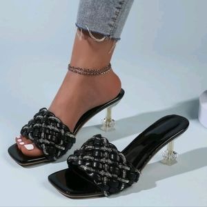 BRAIDED BLACK/SILVER GLITTER SANDALS